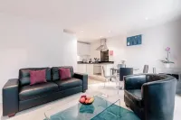 Roomspace Serviced Apartments - Capitol Square