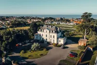 Domaine de La Gressière Hotels in Pornic