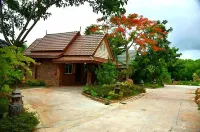 Wangnamkhao Resort Hotels in Khlong Thom