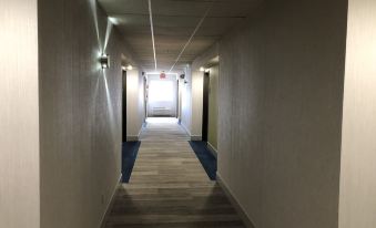 Holiday Inn Express MT. Vernon
