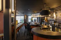 Oceania le Conti - Quầy Bar