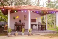 Sea Glow -Tangalle - 3-Star