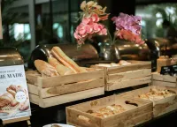 อัญญาวี ทับแขก บีช รีสอร์ท - พร้อมอาหารเช้า