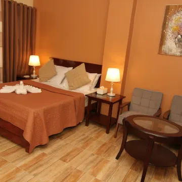 Charos Dormitel Hotels near Tierra Alta Lighthouse