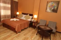 Charos Dormitel Hotels in Valencia