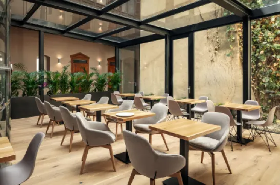 Moods Charles Bridge Отели рядом с достопримечательностью «Пражские куранты»