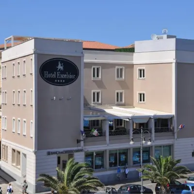 Hotel Excelsior Hotels near Palau Vecchio Beach