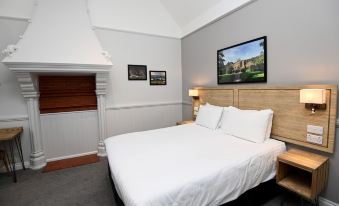 Fox & Goose, Barrow Gurney by Marston's Inns