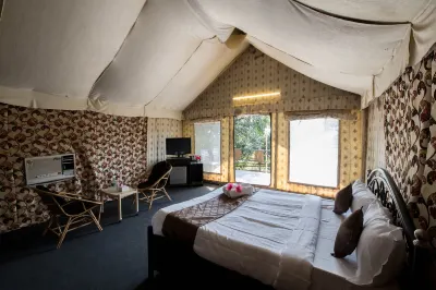 Umbrella Inn Hotels in Bhilar