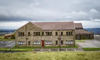 Pennine Manor Hotel Các khách sạn ở Huddersfield