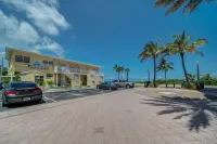 Paradise Oceanfront by Hbh - parking