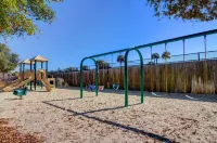 아방스테이 비치 뷰와 커뮤니티 풀에 접근 가능한 311 서머하우스