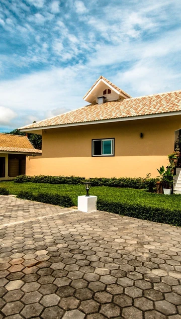 รูปภาพของนก รีสอร์ท แอนด์ โฮเทล