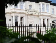 Kingston Theatre Hotel - Parkplatz