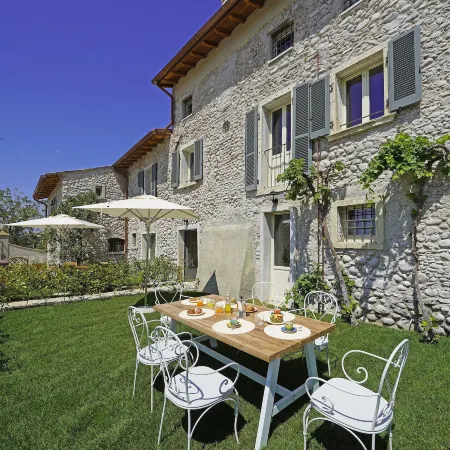 Dogoli Country Apartments