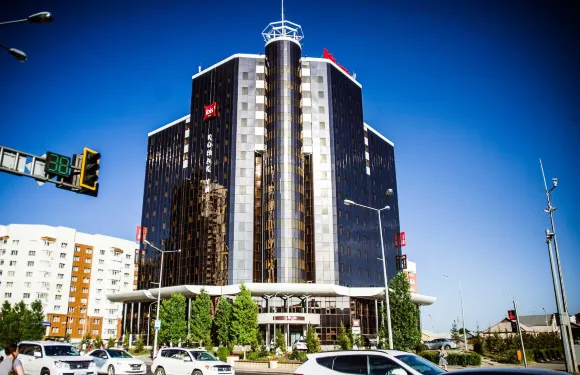 阿斯塔納宜必思酒店