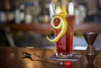 Spruce Point Inn Resort and Spa - bar