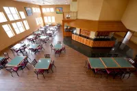 Crown Choice Inn & Suites Lakeview and Waterpark