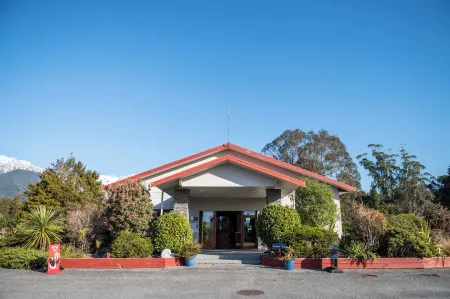Franz Josef Top 10 Holiday Park Отели рядом с достопримечательностью «West Coast Wildlife Centre»