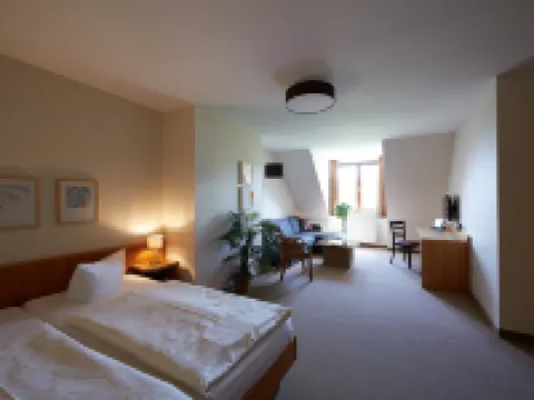 ホテル ガルニ ツム アイヒヴェルダー テンプリーンのホテル