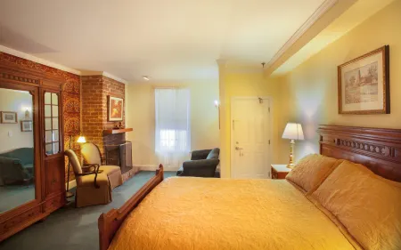 17Hundred90 Inn and Restaurant Отели в г. Саванна