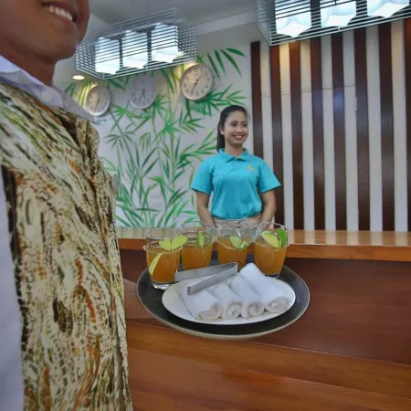 Coron Soleil Express Hotel