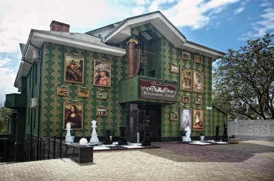 Weekend Boutique Hotel Hotels near The Triumphal Arch