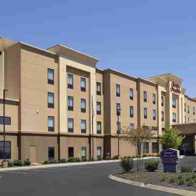 Hampton Inn & Suites Tupelo/Barnes Crossing Hotel Exterior