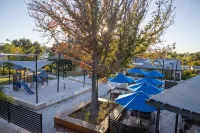 Karrinyup Waters Resort Hotels in Joondalup