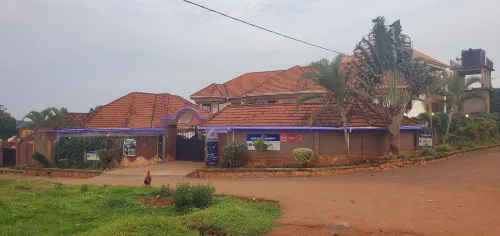 Mowicribs Hotel and Spa