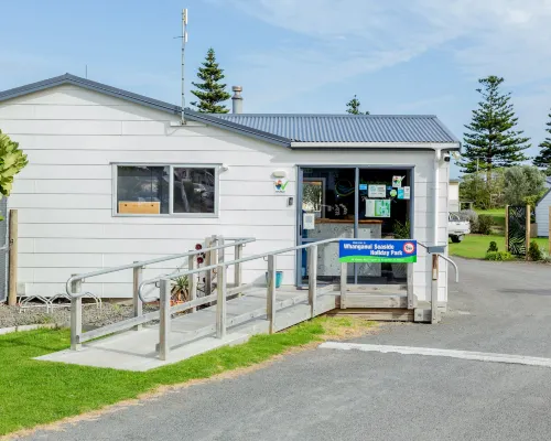 Whanganui Seaside Holiday Park Hotels in Whanganui