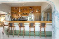 Hotel Club Sunway Punta Prima - ที่มีบาร์