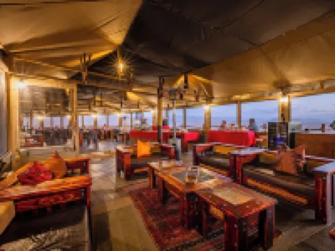 Moon Mountain Lodge Hotels in Solitaire