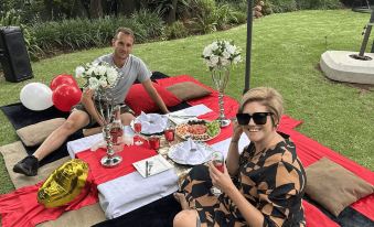 Africa Paradise - or Tambo Airport Boutique Hotel