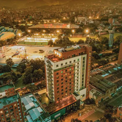 Tequendama Hotel Medellín - Estadio Hotels near أفنيو 70