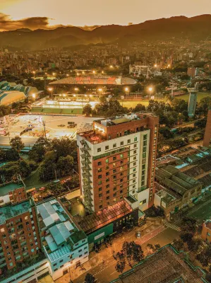 Tequendama Hotel Medellín - Estadio - С тренажерным залом