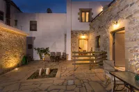 Agarathos Deluxe Homes in the Heart of Kaliviani Near Balos