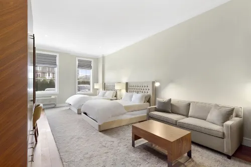 The Vanderbilt Hotel Suites - parking