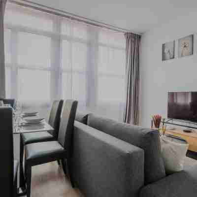 Modern Apartment - 2Br-6P- Levallois-Perret Others