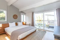 Inn at Moonlight Beach - balcony