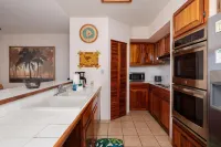 Kahaluu Bay Villas 304