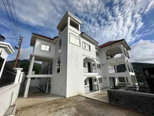After 5 Apartment 1- 3 Spacious en-Suite Bedrooms Hotel di Distrik Perkotaan Wilayah Barat