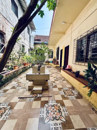 Sun n Sand Holiday Home