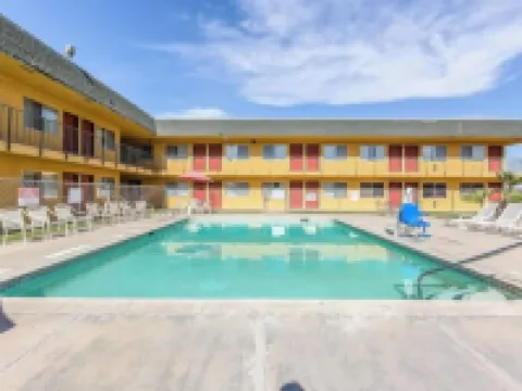 Economy Inn Buttonwillow Bakersfield I-5 Hotels in Buttonwillow