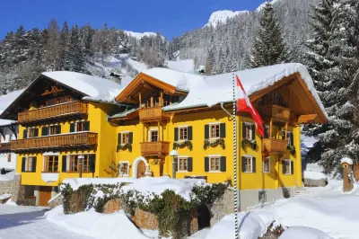 Chalet Brunnenhof Hotels near Ski Arlberg (St. Anton, St. Christoph, Stuben, Lech, Zürs, Warth, Schröcken)