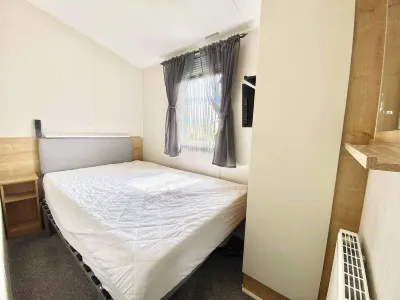 Luxury Chichester caravan Seaside Retreat