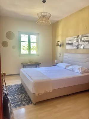 Long Summer Hotel di Perdika