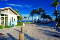 Club Lux Resort by the Beach Hotels in Deerfield Beach