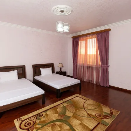 La Defense Hotel Yerevan