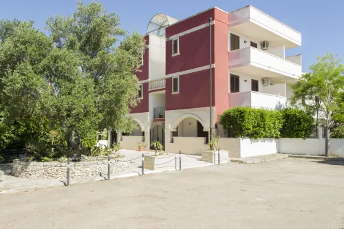 Residence Borgo Latino- Localo